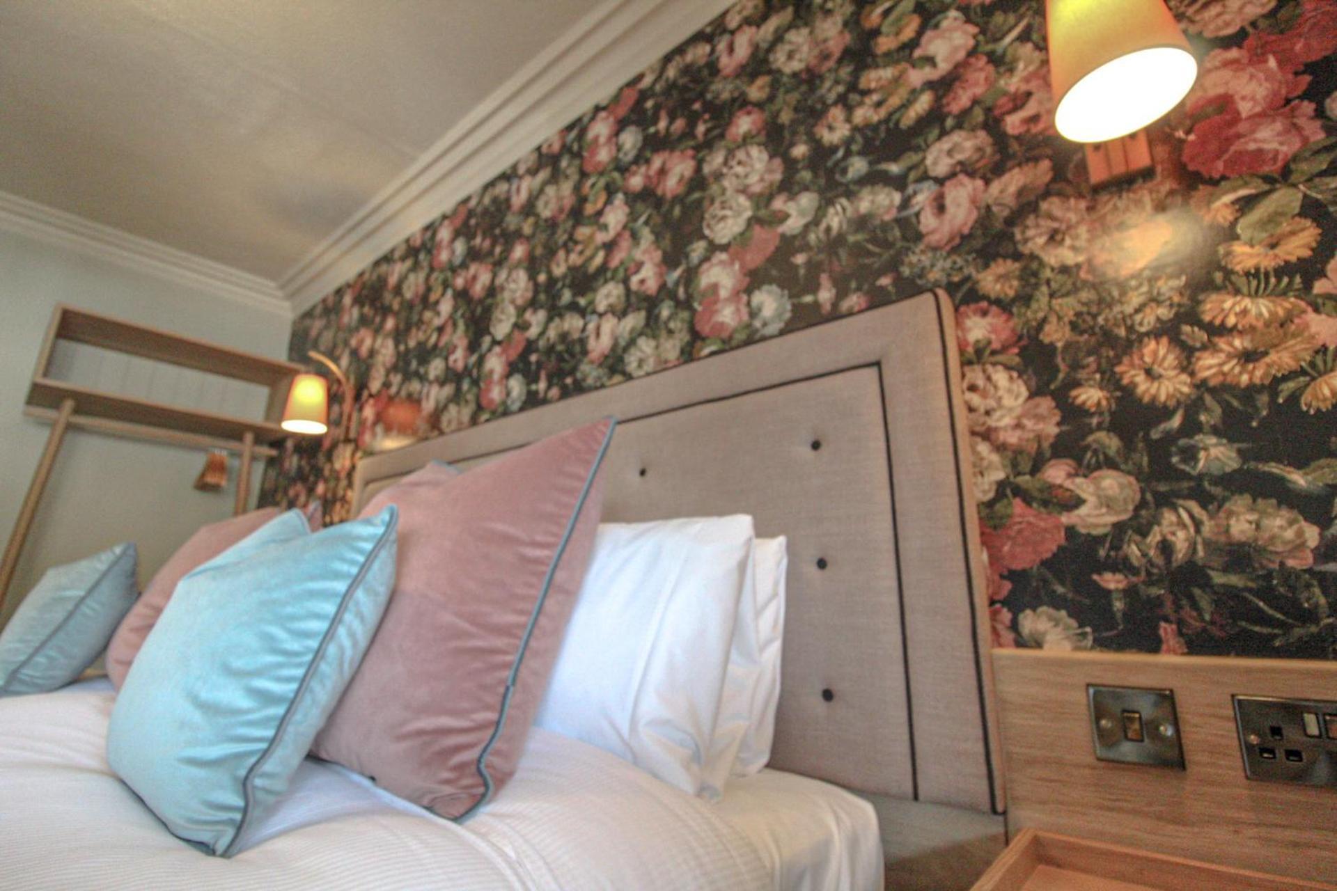 The Pooley Bridge Inn Room photo